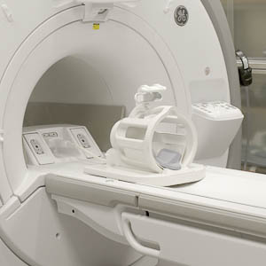 8 Channel Hi-Res Brain Coil by GE Healthcare